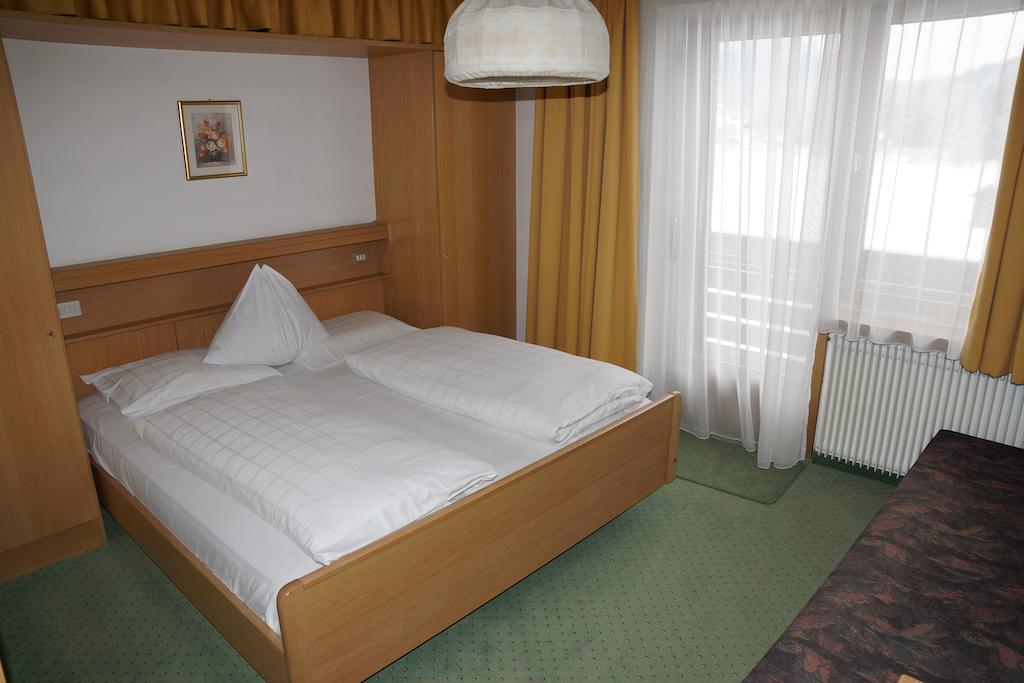 Hotel Mooserhof Sexten Chambre photo